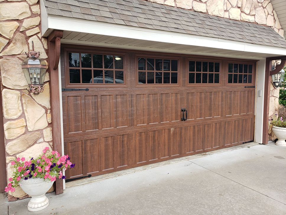 Amarr Classica Garage Door: a popular accent for modern garages