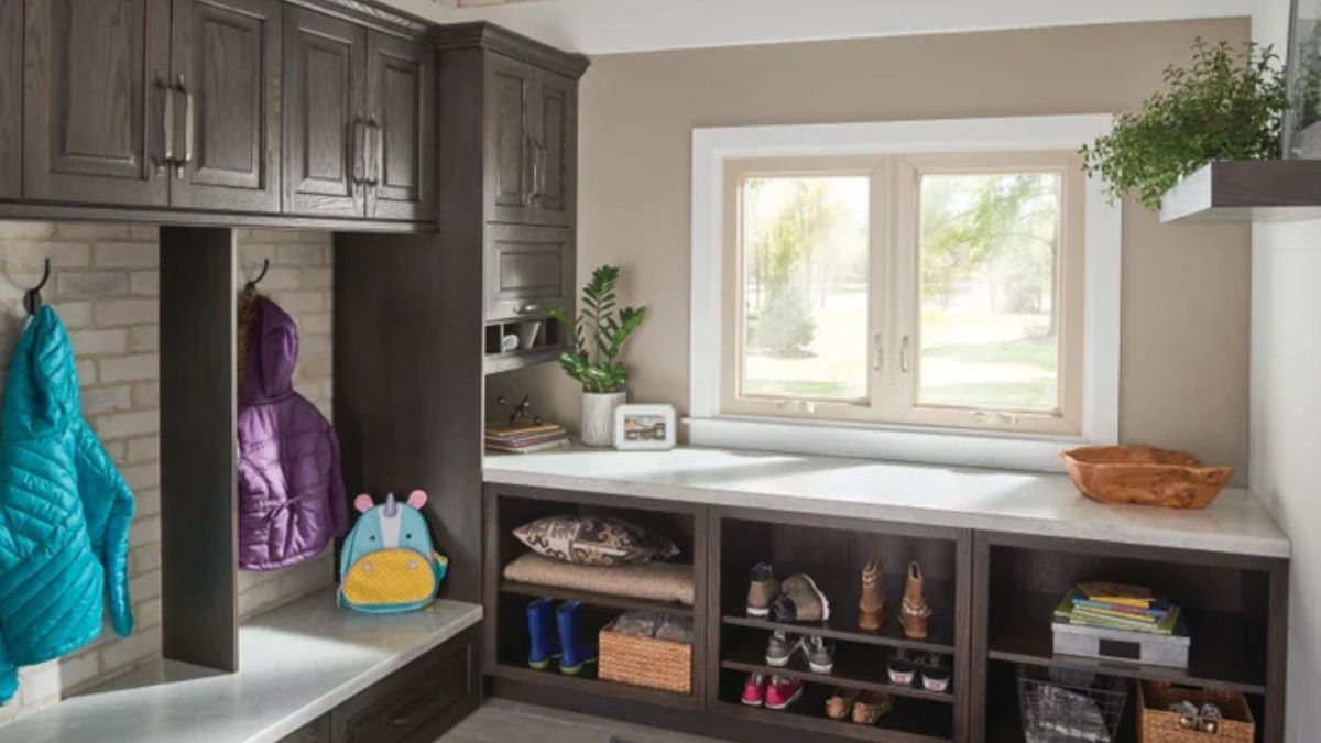 Which Areas of a Home Benefit Most From Replacement Windows First?